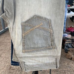 Buckle Jeans